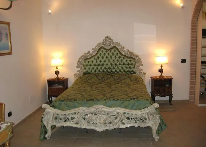 Vivilo Collection - Opera Theater Apartment